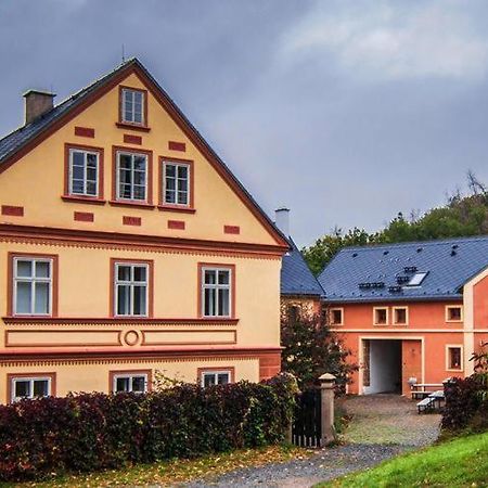 Penzion Pod Kalvarii Hotell Úštěk Eksteriør bilde