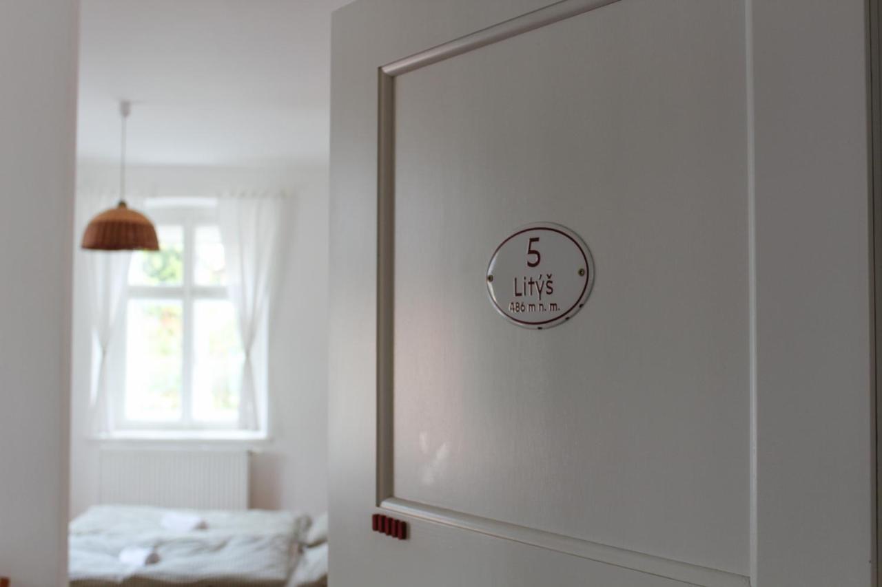 Penzion Pod Kalvarii Hotell Úštěk Eksteriør bilde